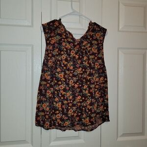 Fall color sleeveless top
